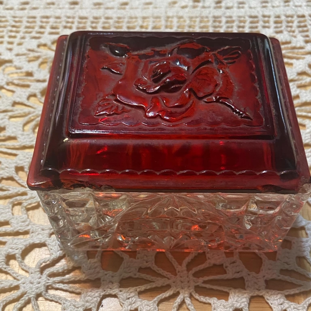 Vintage Anchor Hocking Glass Jewel Box